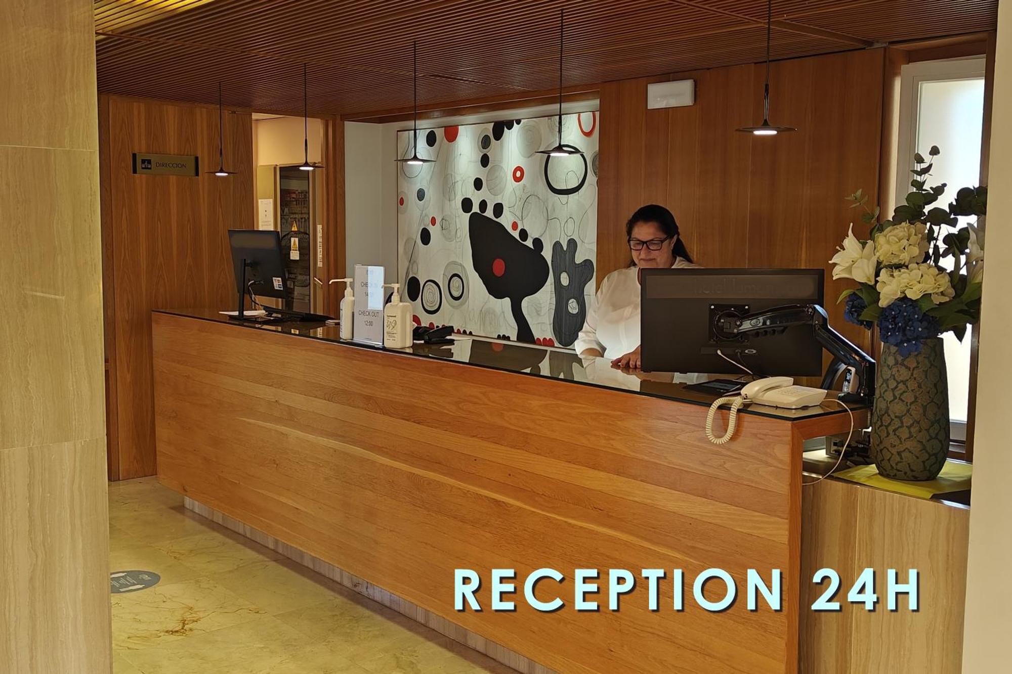 بلايا ذي بالما Leman Hotel Y Apartamentos المظهر الخارجي الصورة